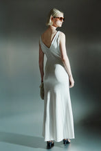 Load image into Gallery viewer, CIRCUS HOTEL ABITO LUNGO DETTAGLI ERGONOMICI