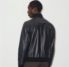 Load image into Gallery viewer, -VALSTA- Giubbotto -VALSTAR -Valstarino in cervo con fodera in cashmere, loop su collo dietro. Black - Black Prezzo normale