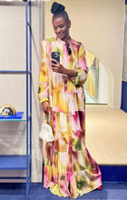 Load image into Gallery viewer, high MAIDEN Abito chemisier lungo in raso tecnico con stampa multicolor sfumata
