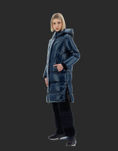 Carica l&#39;immagine nel visualizzatore di Gallery, HERNO  PARKA LAMINAR IN GLAZED RIPSTOP 2L E GORE-TEX INFINIUM™ WINDSTOPPER®
